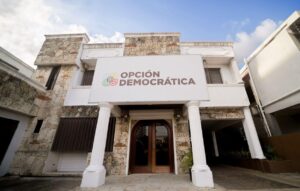 Oposición tilda de “propaganda mediática” diálogos convocados por Abinader