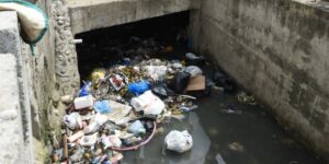 Saneamiento de cañada Juan Valdez pondría fin a inundaciones en Los Ríos, según CAASD