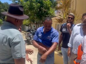 Detienen a cinco menores por intentar ingresar armas a un liceo