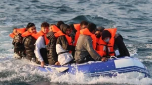 Cuatro migrantes mueren al intentar cruzar el Canal de la Mancha