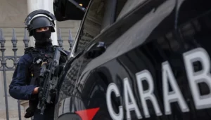 Más de 70 futbolistas salpicados en red de prostitución en Italia