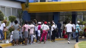 Partos de madres haitianas disminuyen más de 60 % en el primer trimestre del año