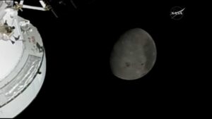 Astronautas de Artemis II entran en órbita lunar tras más de 50 años