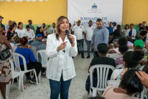Comunidades vulnerables de Pedro Brand reciben impulso con jornada social