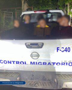 Migración deporta 27,540 indocumentados en abril; suman 126,790 en el 2026