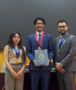 Dominicano Julio Álvarez gana Premio Internacional de la Juventud 2026