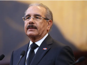 Danilo Medina asegura que el PLD compite por el primer lugar
