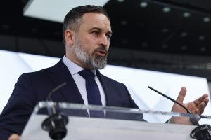Abascal felicita a Abelardo de la Espriella y afirma que Colombia dijo "basta" al gobierno de Petro