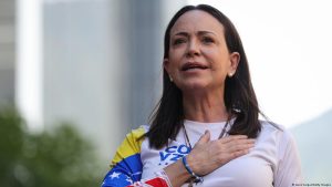 Machado acusa a gobierno venezolano de impedir su regreso