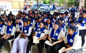 Capacitan a mujeres emprendedoras en Barahona