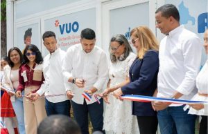 Juventud inaugura VUO en Azua y entrega 150 becas STEAM