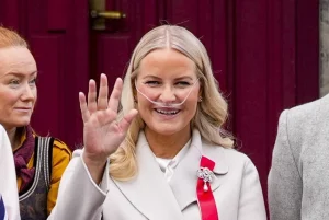 Princesa Mette-Marit supera con éxito un trasplante de pulmón