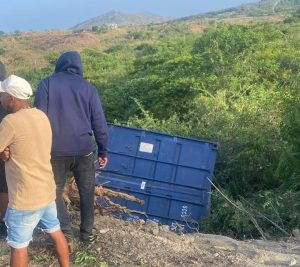 Accidente de patana deja un fallecido y un herido en Azua