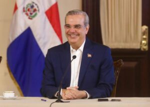 Abinader promulga ley que crea Alertas RD para buscar personas desaparecidas 