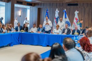 Instalan mesa provincial para definir obras de Santo Domingo en Presupuesto 2027