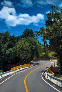 EGEHID entregará remozada la carretera Guazuma–Carrizal en San José de las Matas