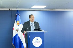 Salud Pública presenta documentos para fortalecer sistema sanitario dominicano