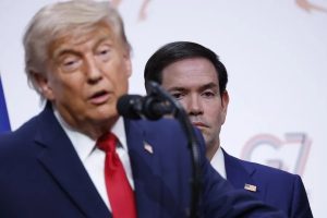 Trump agradece a Rusia y China su neutralidad con Irán y les pide la desnuclearización