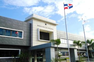 Hacienda saluda aprobación de ley procrecimiento económico