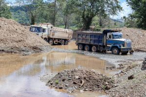 Llaman a las autoridades evitar extracción indiscriminada de agregados de los ríos