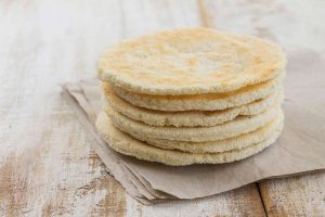 Productores de casabe en Monción denuncian escasez de yuca amarga por falta de mano de obra