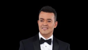 Confirman muerte del cantante Alex Bueno en Nueva York
