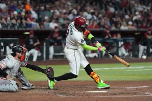 Perdomo lidera victoria de los D-backs en triunfo 5-4 sobre Giants