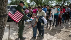 Tribunal de EE. UU. anula restricciones migratorias impulsadas por Trump