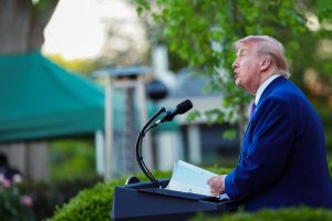 Trump busca frenar respuesta militar de Israel para preservar acuerdo con Irán