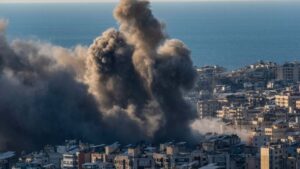 Estados Unidos ataca Irán sistema de vigilancia, comunicaciones y defensa aérea de Irán