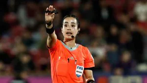 Mexicana será tercera mujer en dirigir un partido en historia de Mundiales masculinos