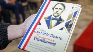 Abinader exhorta a convertir los ideales de Duarte en conducta pública y compromiso ciudadano