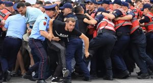 Crecen las protestas en Albania por resort ligado a la familia Trump