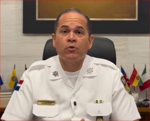 Director de la PN reconoce la entrega de los agentes que también cumplen el rol de padres