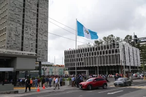 Un terremoto de magnitud 7,4 sacude el sur de México en la frontera con Guatemala