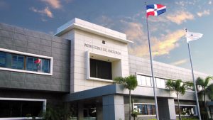 Calificadoras y banca internacional destacan fortaleza de la economía dominicana