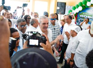 Abinader reafirma el compromiso del Gobierno con los más necesitados