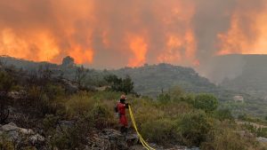 Aumentan a diez los desaparecidos tras el incendio de Los Gallardos