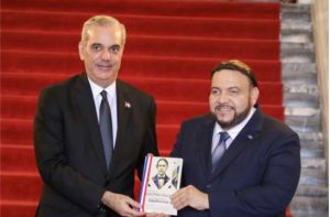 Abinader afirma que el legado de Duarte permanece vivo en el pueblo dominicano