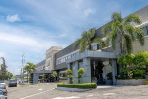 Calificadoras de riesgo y banca internacional coinciden en destacar la fortaleza de la economía dominicana