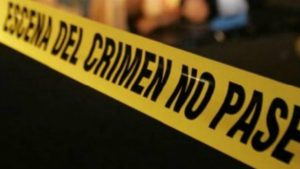 Adolescente mata a su padre y afirma que actuó en defensa propia: "Me estaba ahorcando"