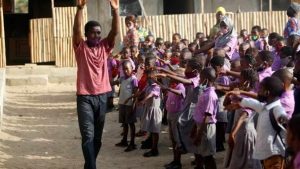 Desaparecen 36 alumnos y 3 profesores tras ataque armado en una escuela de Nigeria