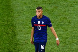 Mbappé admite que eliminación de Francia en el Mundial “duele y dolerá durante un tiempo”