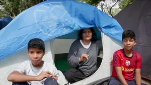 Más de 10,700 personas permanecen en 79 campamentos tras terremotos en Venezuela