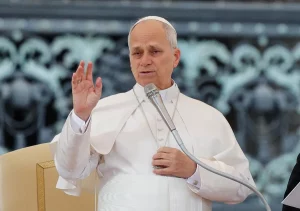 Papa León XIV acepta renuncia de obispo peruano acusado de abusos