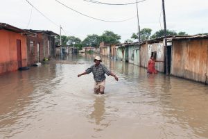 Perú declara estado de emergencia en 796 distritos por riesgo de lluvias de El Niño