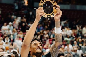 Dominicano Lendeborg lidera a Warriors al título en Liga de Verano de NBA y es elegido MVP